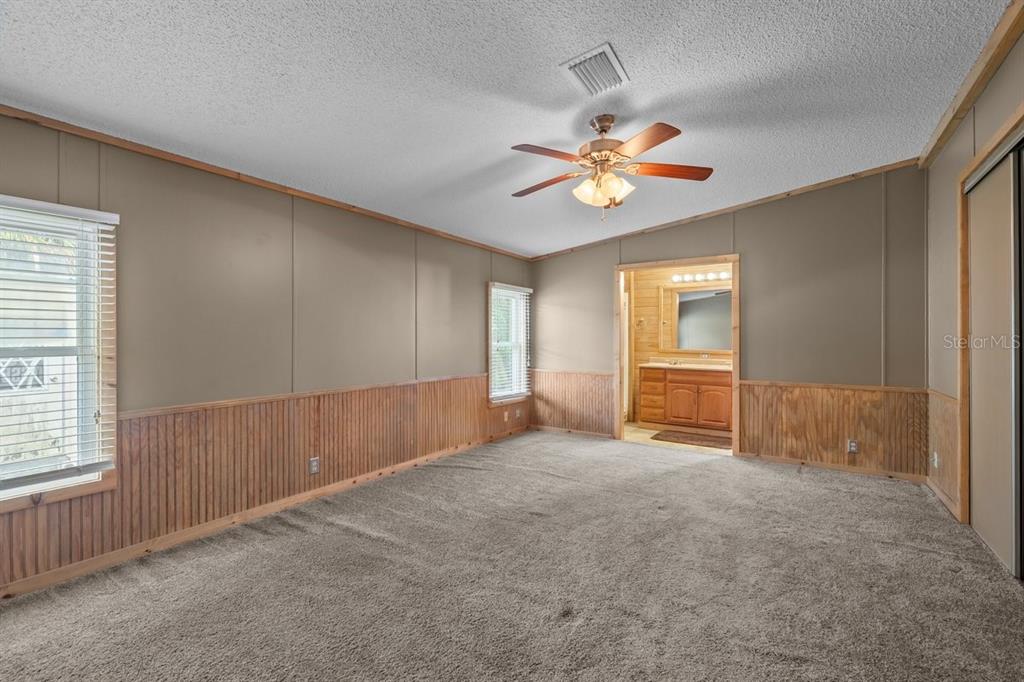 41 Scott Welaka, FL 32193 - Photo 10 of 40