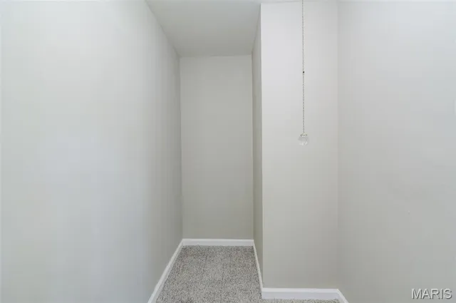 $299,900 | 2905 Maldon Lane, St. Charles, MO 63301