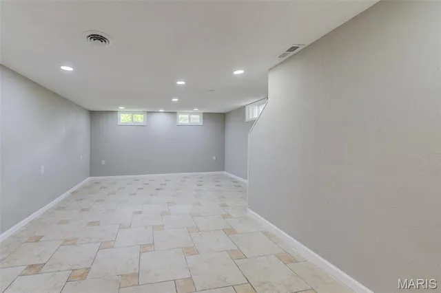 $299,900 | 2905 Maldon Lane, St. Charles, MO 63301