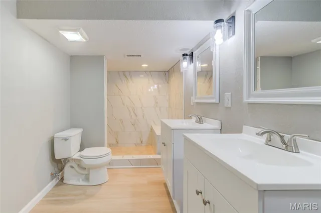 $299,900 | 2905 Maldon Lane, St. Charles, MO 63301