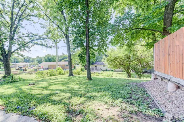 $299,900 | 2905 Maldon Lane, St. Charles, MO 63301