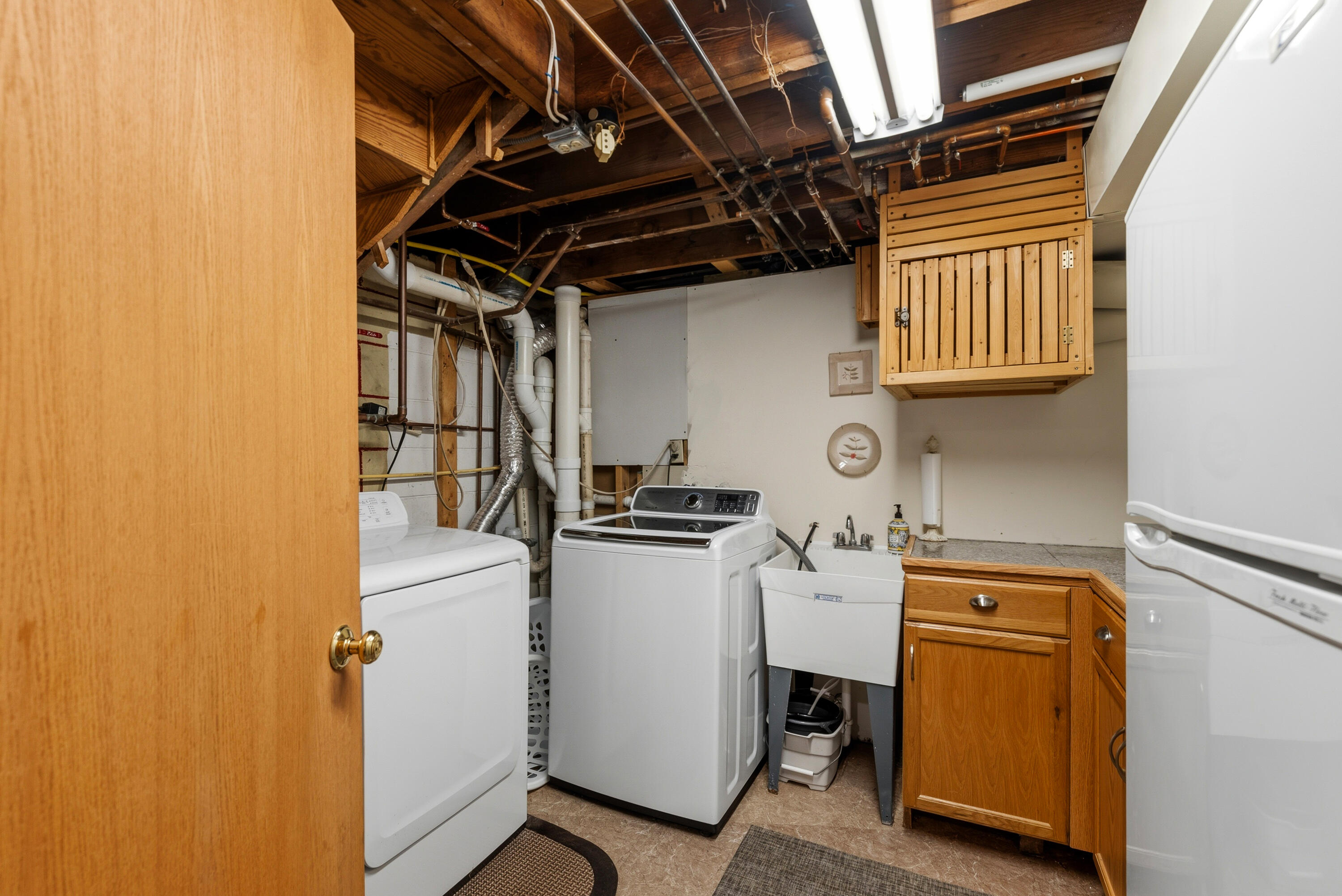 900 Apple Tree Lane Brookfield, WI 53005 - Photo 41 of 75 Lower Level Laundry Room