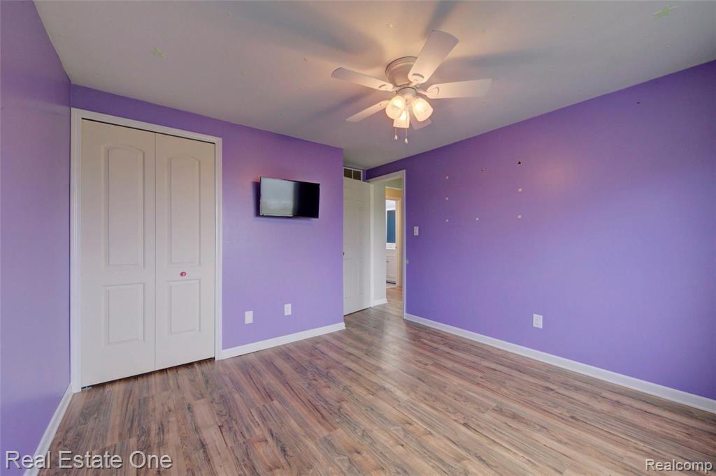 2400 Patterson Lake Road Pinckney, MI 48169 - Photo 34 of 48