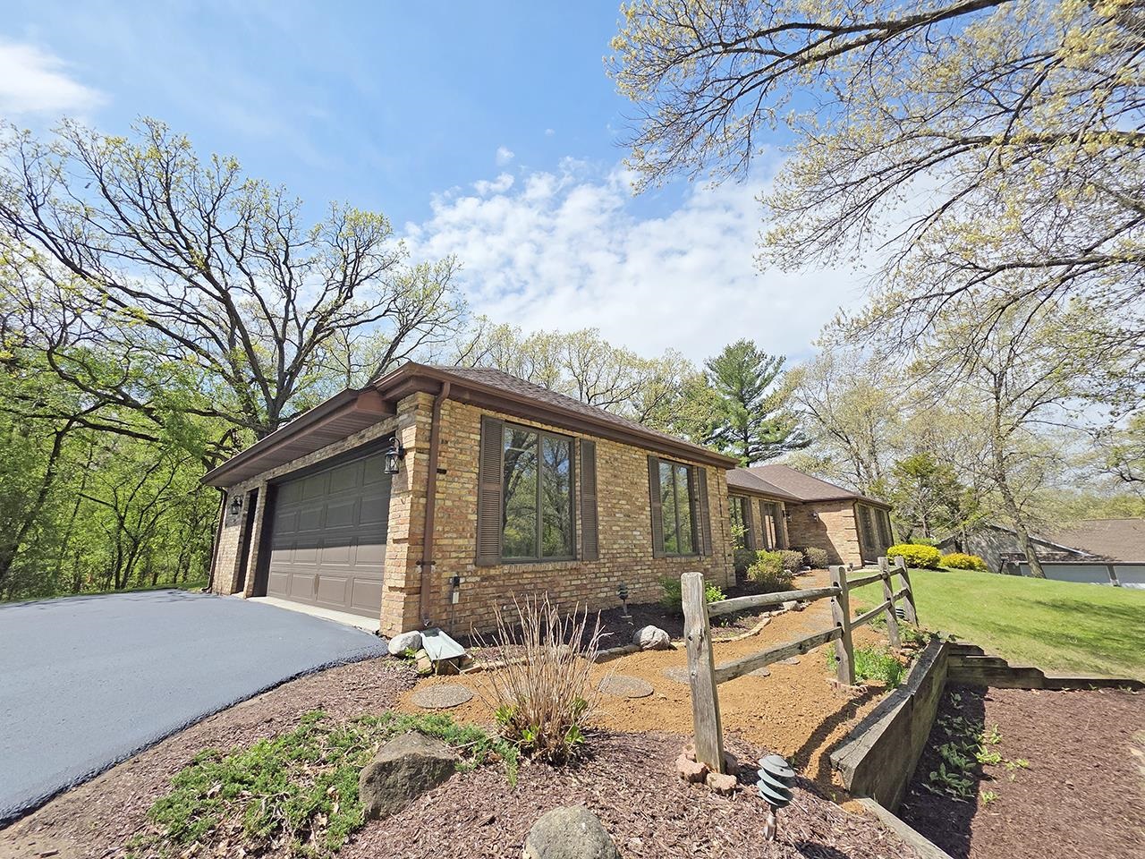 2322 East Sylvan Lane Milton, WI 53563 - Photo 5 of 63