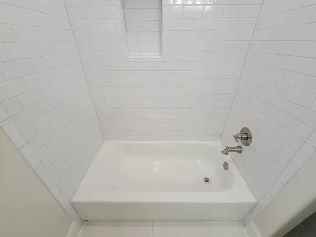 $450,000 | 10308 Lakewood Drive, Conroe, TX 77385