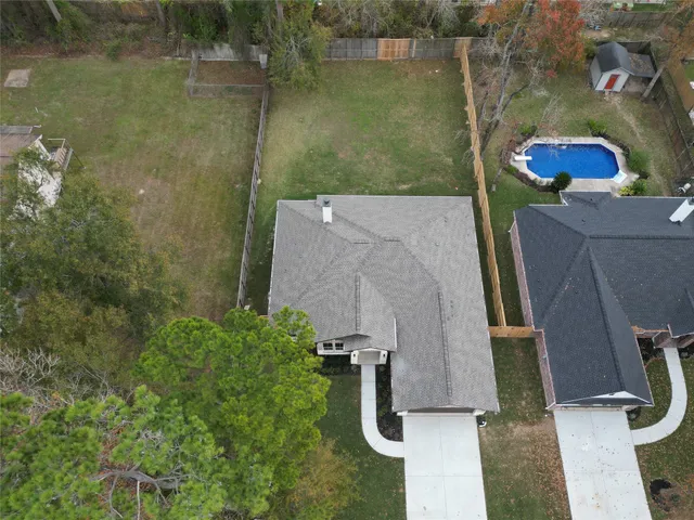 $450,000 | 10308 Lakewood Drive, Conroe, TX 77385