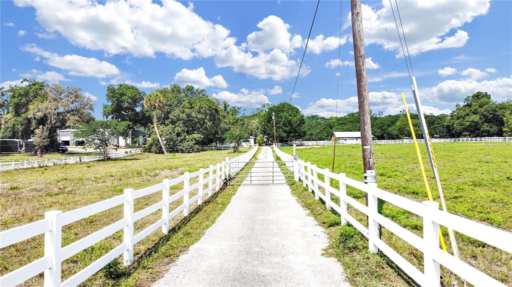 408 North Taylor Road Seffner, FL 33584 - Photo 1 of 1 Gallery Image 1
