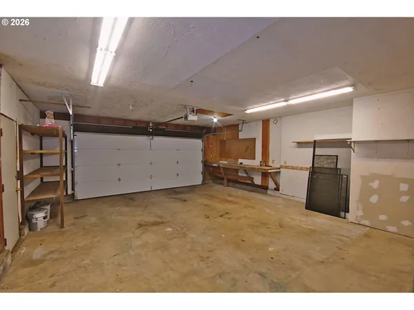 $429,500 | 6296 Thurston Road, Springfield, OR 97478