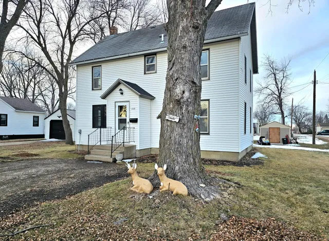 $149,000 | 220 Grace Avenue, Iona, MN 56141