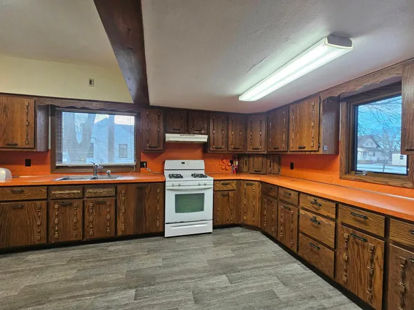 $149,000 | 220 Grace Avenue, Iona, MN 56141