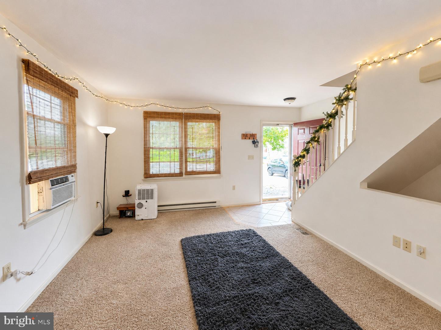 279 Radio Road Elizabethtown, PA 17022 - Photo 4 of 25 Living Room