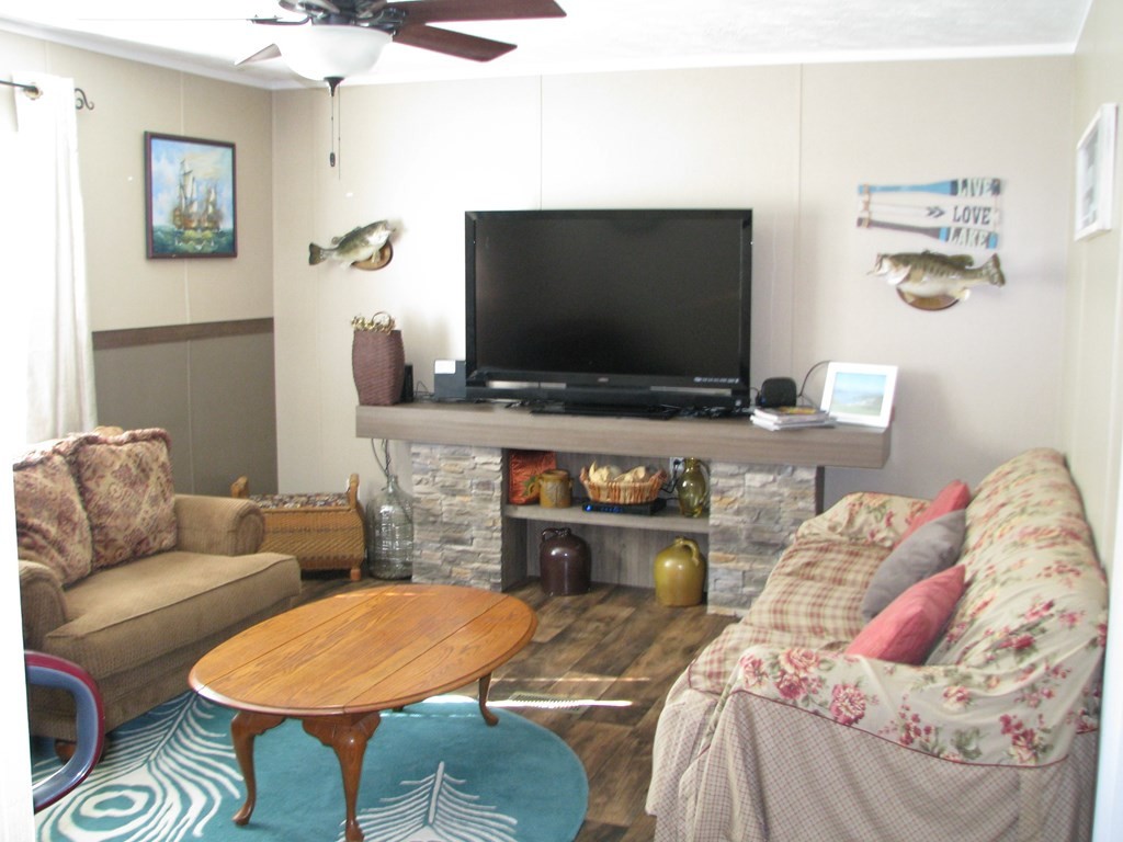 1315 Hilltop Road Dandridge, TN 37725 - Photo 23 of 26 Gallery Image 23