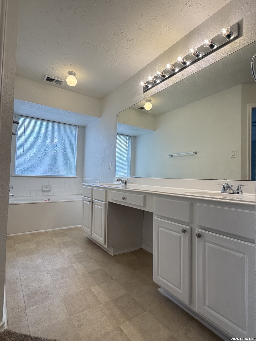 13119 Forum Road Universal City, TX 78148 - Photo 22 of 41