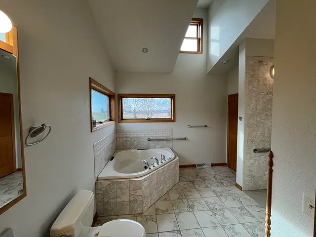 $2,800 | N3530 County Rd G, Fort Atkinson, WI 53538