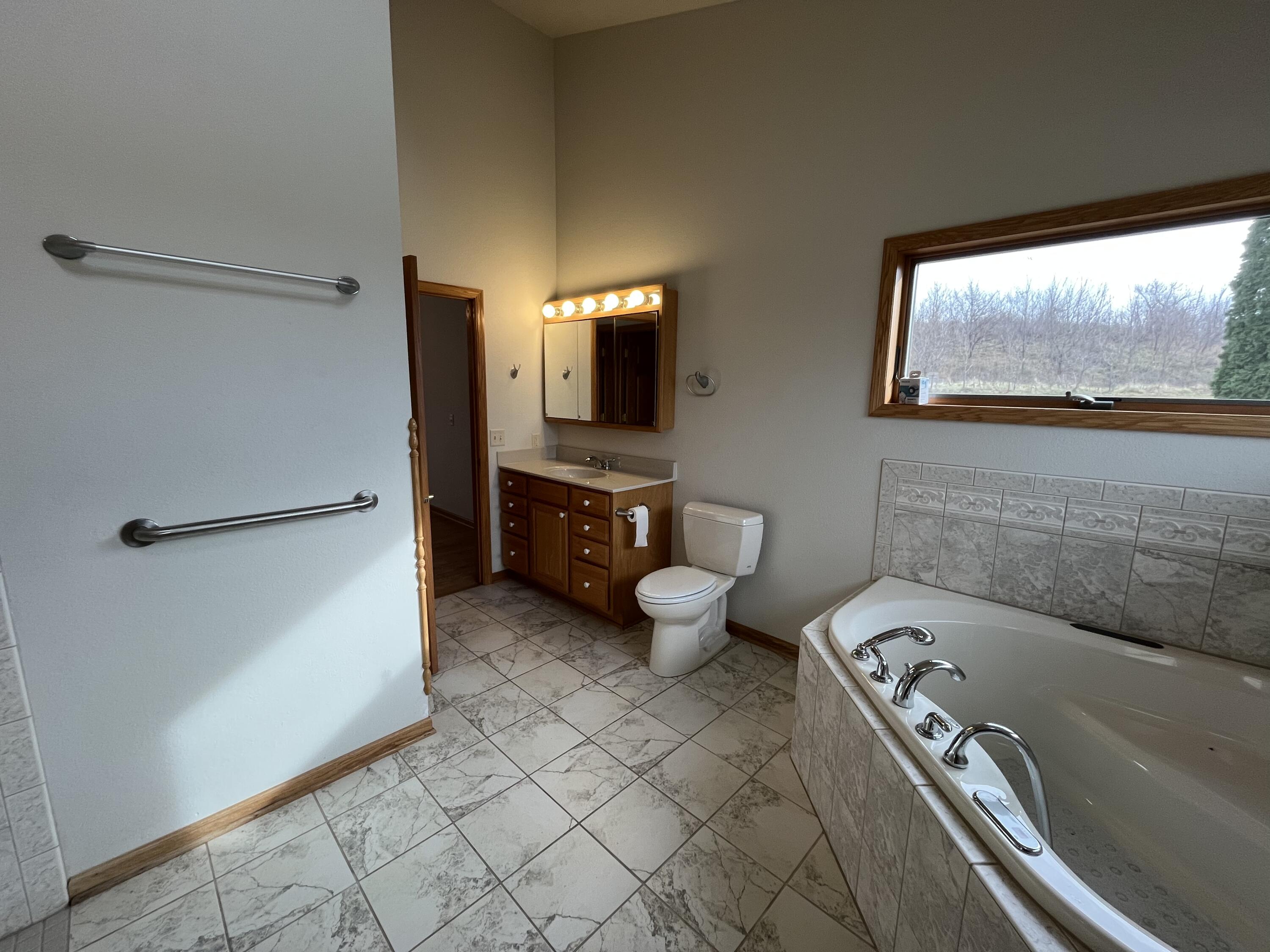 N3530 County Rd G Fort Atkinson, WI 53538 - Photo 13 of 19 IMG_2281