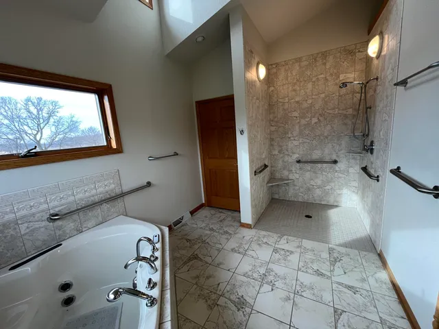 $2,800 | N3530 County Rd G, Fort Atkinson, WI 53538