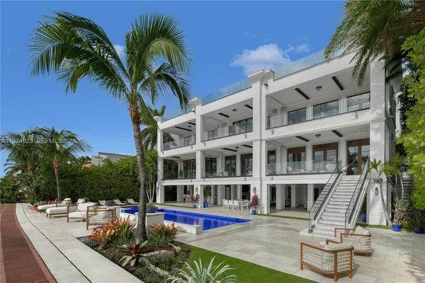 $23,499,000 | 288 South Coconut Lane, Miami Beach, FL 33139