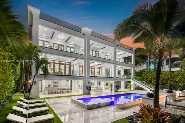 $24,000,000 | 288 South Coconut Lane, Miami Beach, FL 33139