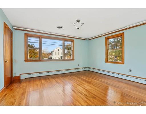 307 Howe Street Methuen, MA 01844 - Photo 17 of 27 Gallery Image 17