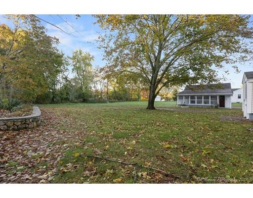 307 Howe Street Methuen, MA 01844 - Photo 3 of 27 Gallery Image 3
