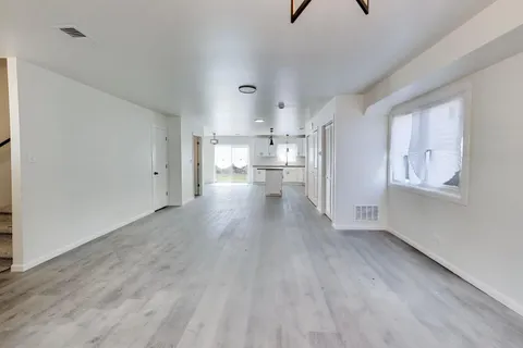 $249,000 | 142 West 156th Place, Harvey, IL 60426