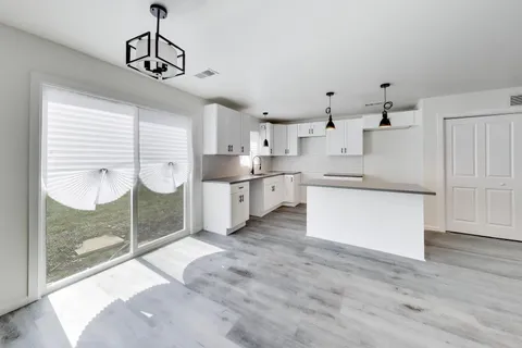 $249,000 | 142 West 156th Place, Harvey, IL 60426