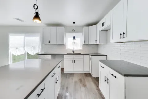 $249,000 | 142 West 156th Place, Harvey, IL 60426