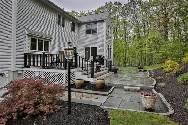 121 Scribner Road Tyngsborough, MA 01879 - Photo 12 of 25 Gallery Image 12