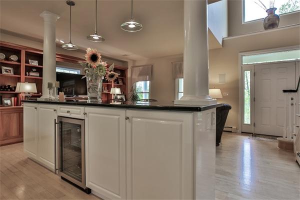 121 Scribner Road Tyngsborough, MA 01879 - Photo 8 of 25 Gallery Image 8