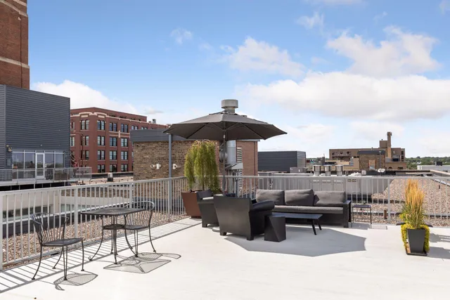 $370,000 | 700 North Washington Avenue, Unit 627, Minneapolis, MN 55401