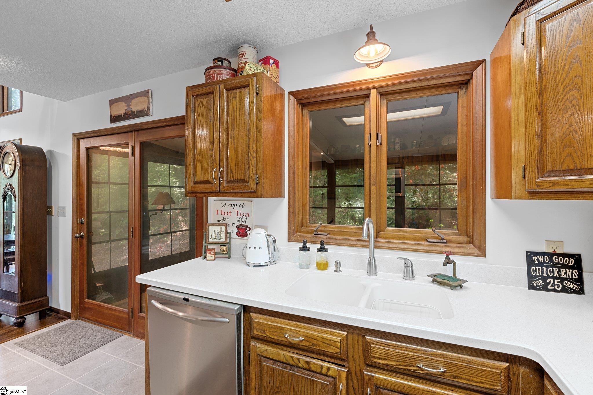 101 Broken Bow Run Pickens, SC 29671 - Photo 14 of 49