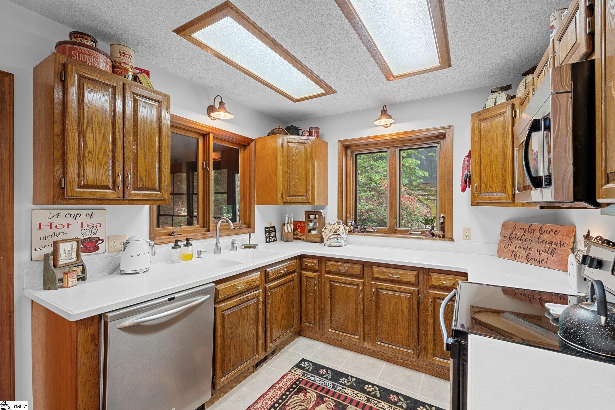 101 Broken Bow Run Pickens, SC 29671 - Photo 10 of 49