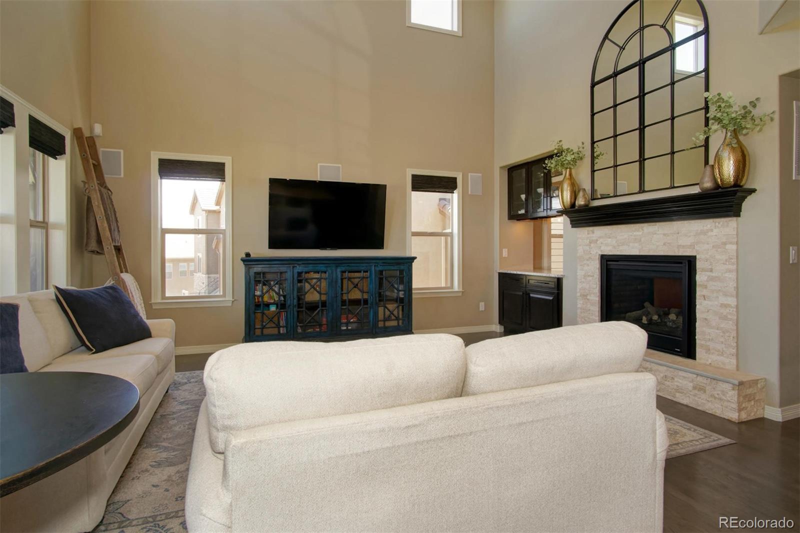 10763 Timberdash Avenue Highlands Ranch, CO 80126 - Photo 5 of 40 Gallery Image 5