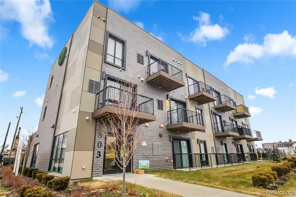 $795 | 503 Horton Street, Unit 208, Detroit, MI 48202