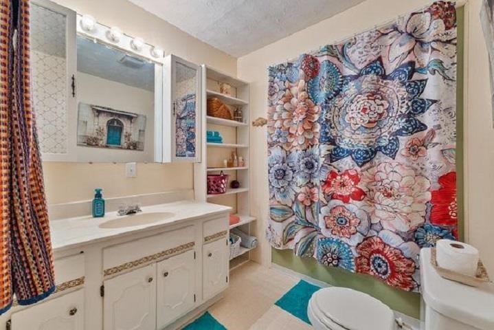 698 Lick Branch Road Charleston, WV 25312 - Photo 18 of 24 Gallery Image 18