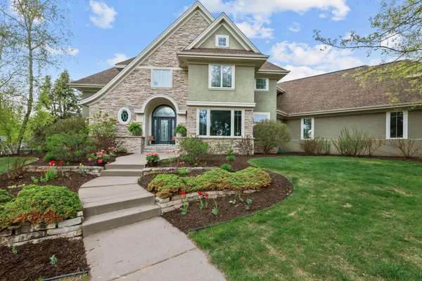 $1,199,000 | 3380 Pioneer Place, Stillwater, MN 55082