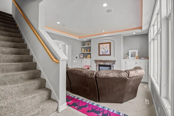 $1,199,000 | 3380 Pioneer Place, Stillwater, MN 55082