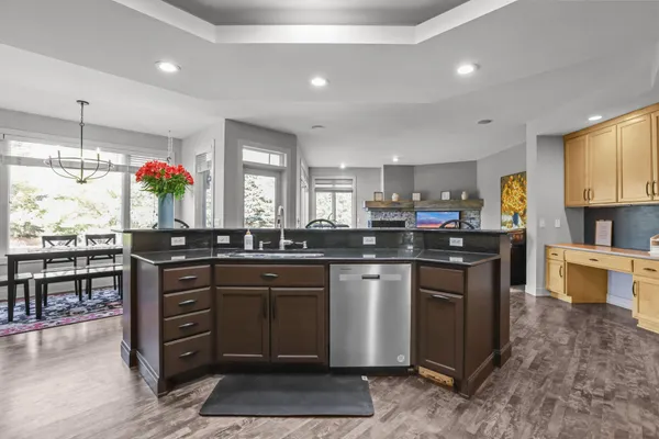 $1,199,000 | 3380 Pioneer Place, Stillwater, MN 55082