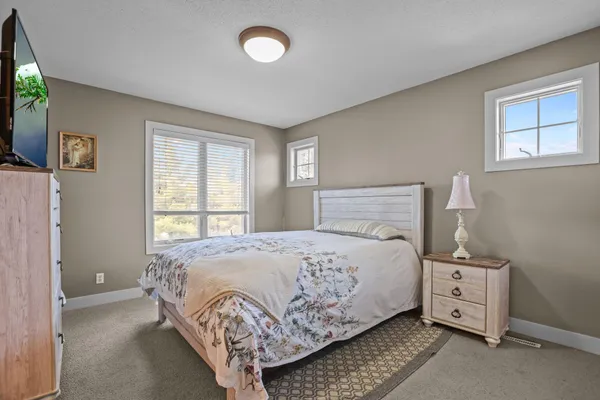 $1,199,000 | 3380 Pioneer Place, Stillwater, MN 55082