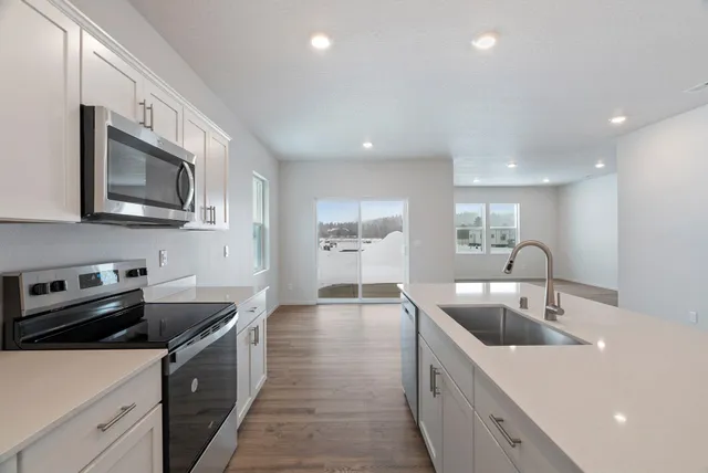 $454,995 | 3905 South Keller Lane, Spokane, WA 99206