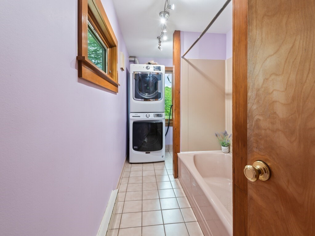 50 Little Rest Road Brimfield, MA 01010 - Photo 22 of 42