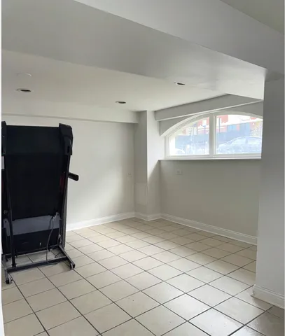 $3,400 | 1814 West Pershing Road, Chicago, IL 60609