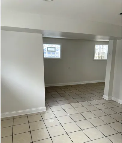 $3,400 | 1814 West Pershing Road, Chicago, IL 60609