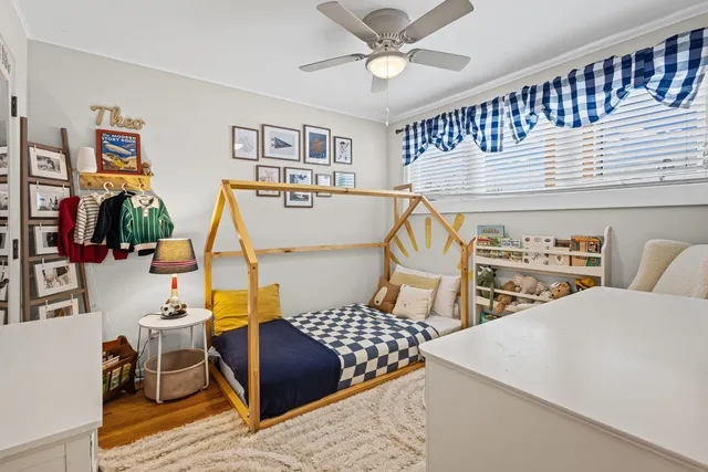 $3,100 | 42 West Taylor Road, Lombard, IL 60148