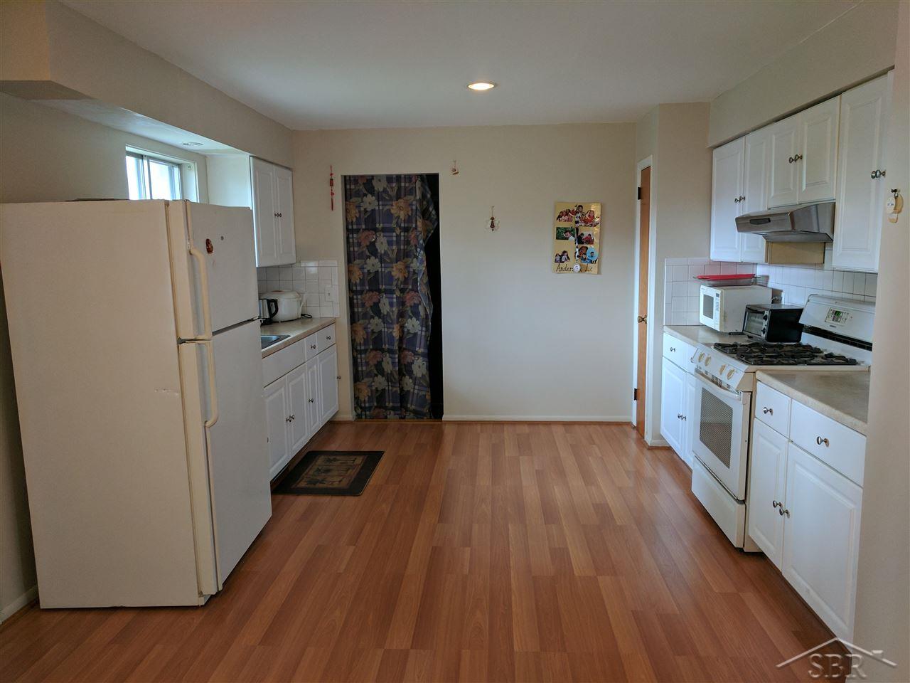 2190 Anderson Road Saginaw, MI 48603 - Photo 5 of 11 31328641-4.JPG