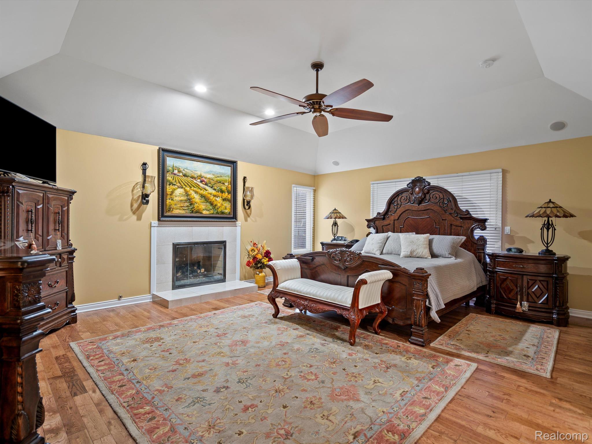 1590 Scenic Hollow Rochester, MI 48306 - Photo 40 of 85 Gallery Image 40