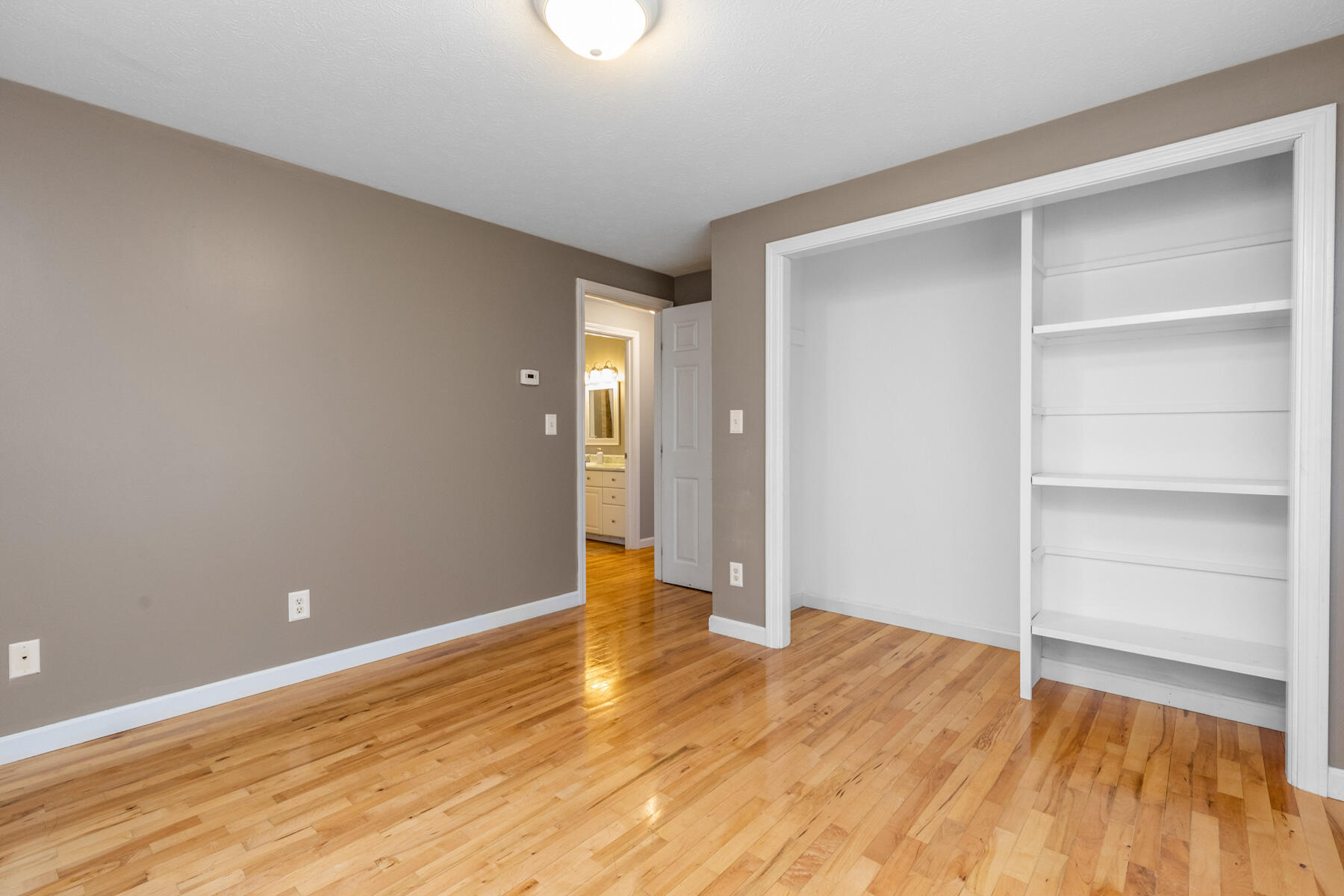 533 Sam Allen Road Sanford, ME 04073 - Photo 19 of 37 Secoast-Re-Photos-28