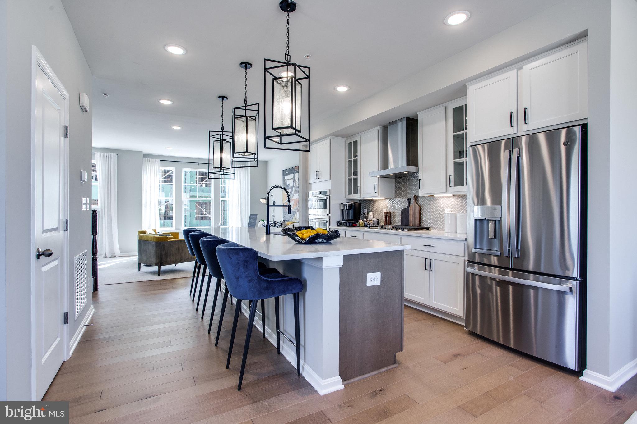 402 Matlock Lane Frederick, MD 21701 - Photo 18 of 53 Large island