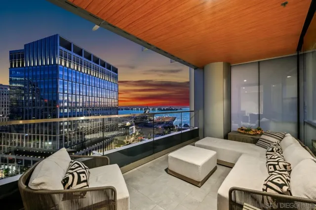 $8,000 | 888 West E Street, Unit 1503, San Diego, CA 92101