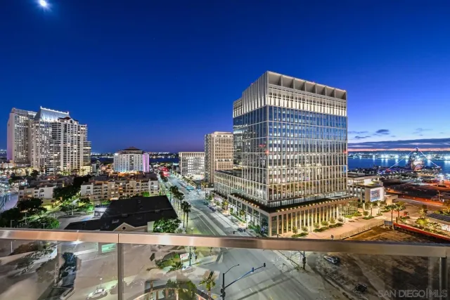 $8,000 | 888 West E Street, Unit 1503, San Diego, CA 92101